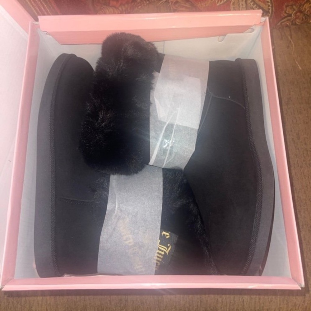 Juicy Couture Black Fur Winter Boots